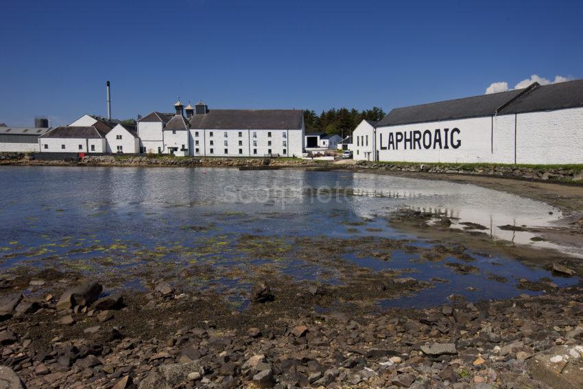 LAPHROAIG DISTILLERY ISLAY