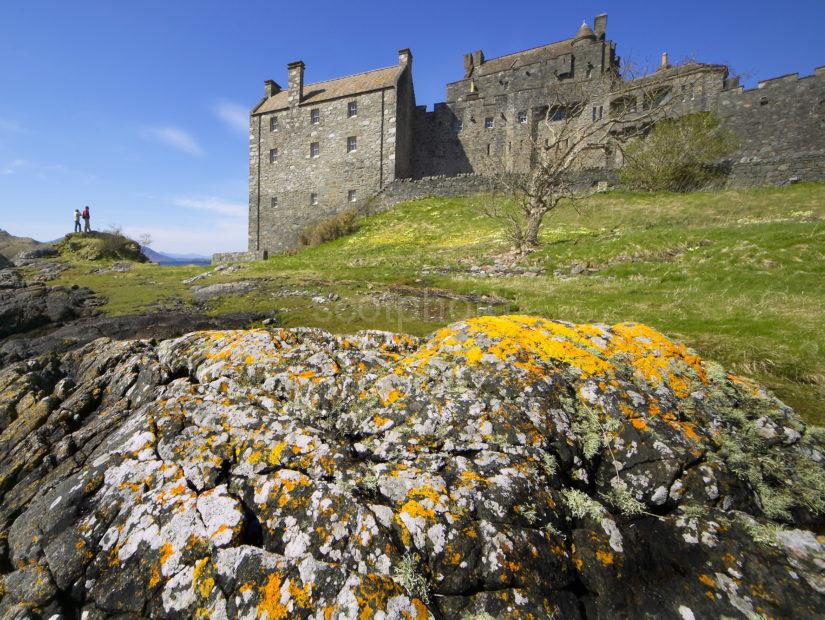 9796 Eilean Donan Castle From Sea Shore