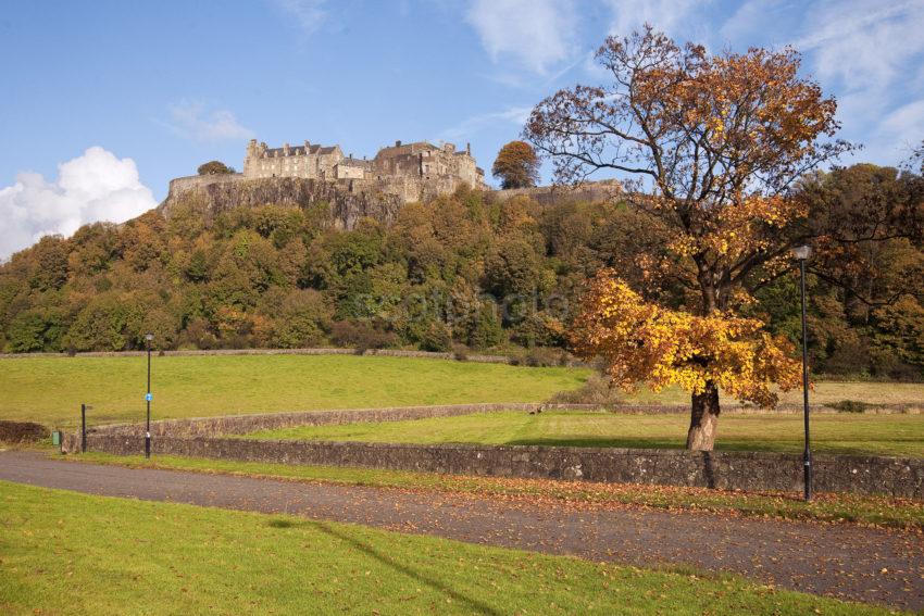 DSC 6058 AUTUMN STIRLING CASTLE