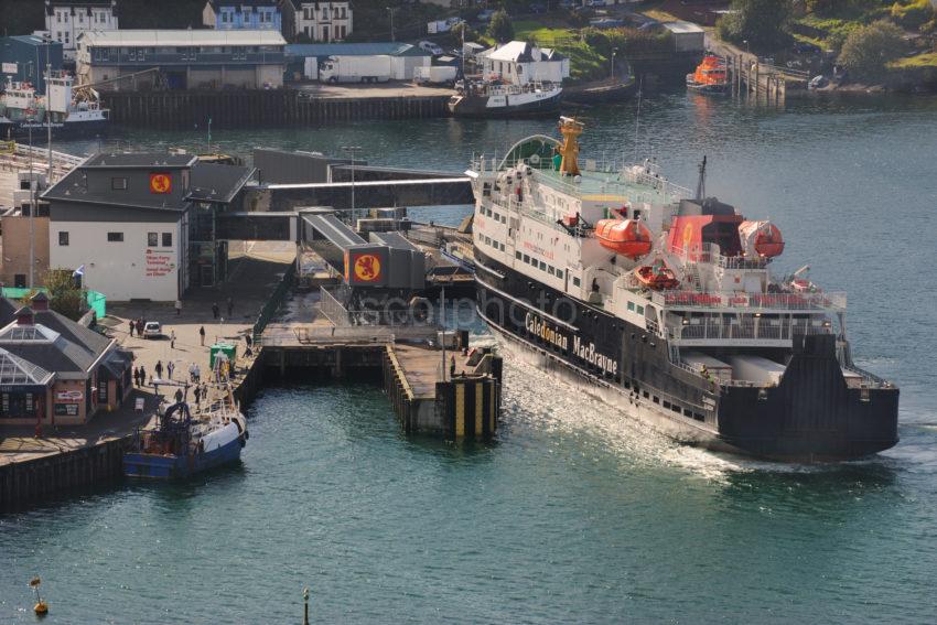 DSC 8281 Claymore Beths At Oban Early Oct 2010 From Outer Isles