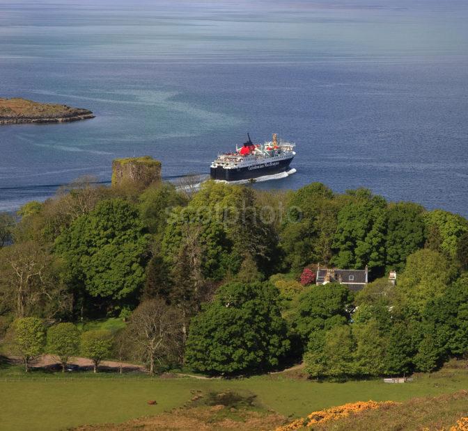 MV ISLE OF MULL PASSES DUNOLLIE