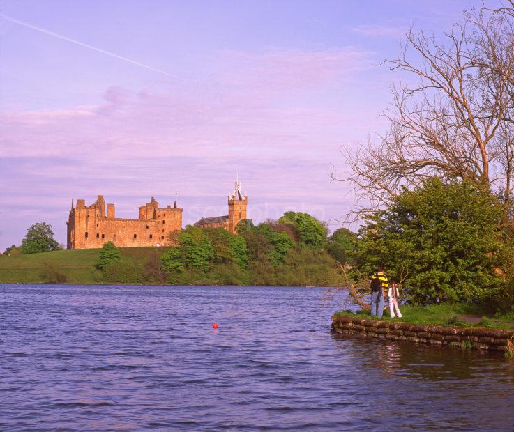 Linlithgow Palace And Loch West Lothian