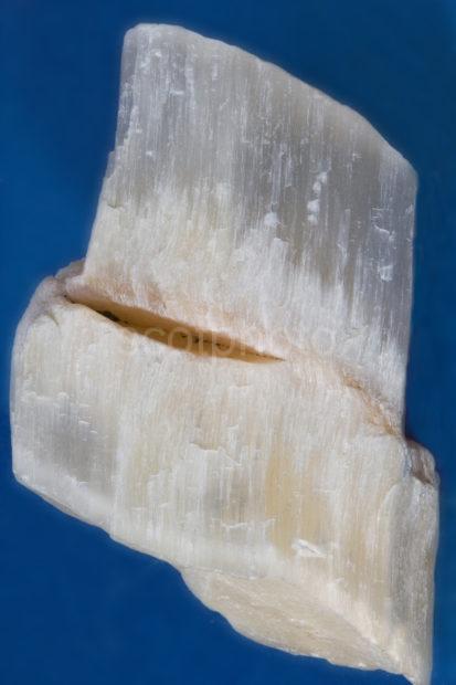 FIBROUS GYPSUM