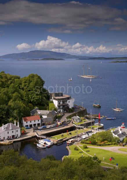 133A9905 Crinan Basin Close Up From Hill