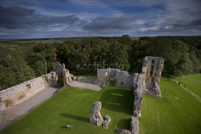 I5D9748 Ruins Of Spynie Palace From Davids Tower Morayshire