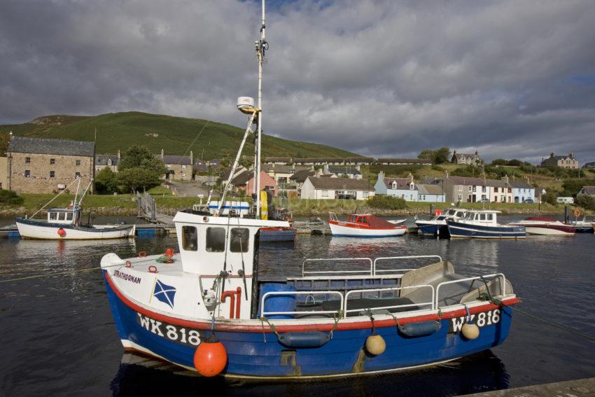 I5D9992 Helmsdale Harbour Caithness