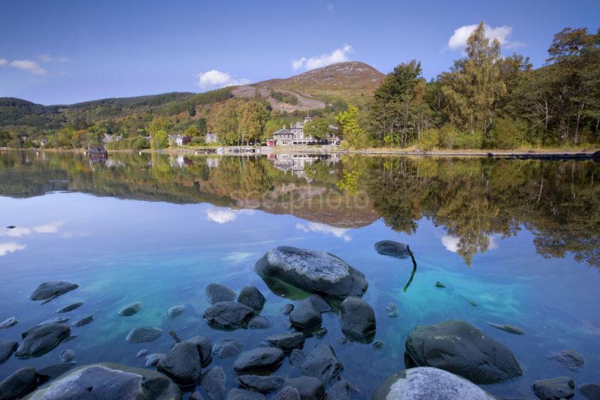 Y3Q0277 St Fillans From South Loch Earn