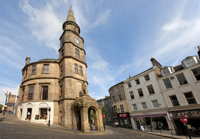 DSC 3223 Stirling Town Centre Tolbooth