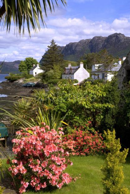 WY3Q7391 Plockton Village On Loch Carron