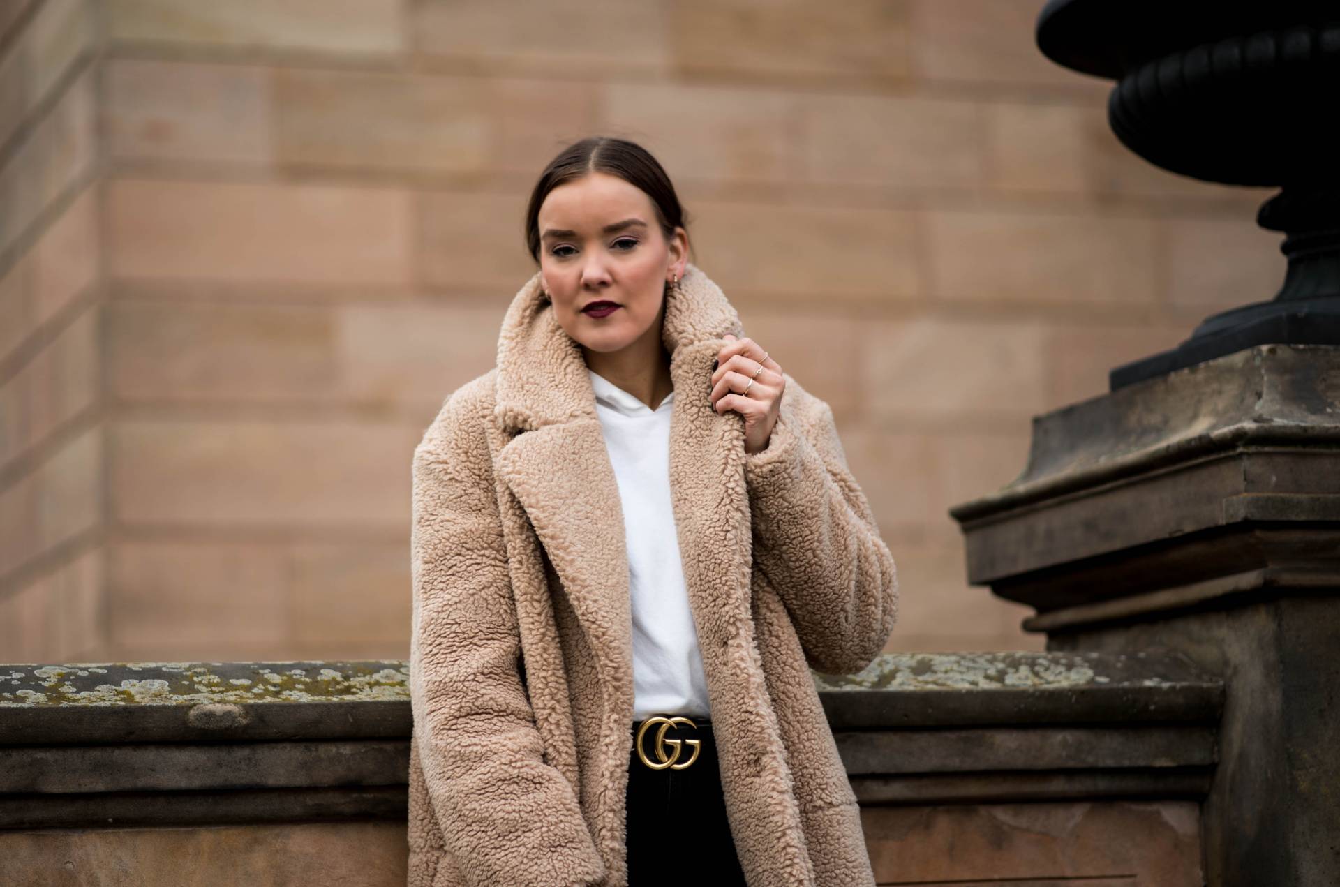 style-appetite-teddy-coat-snakeskin-boots