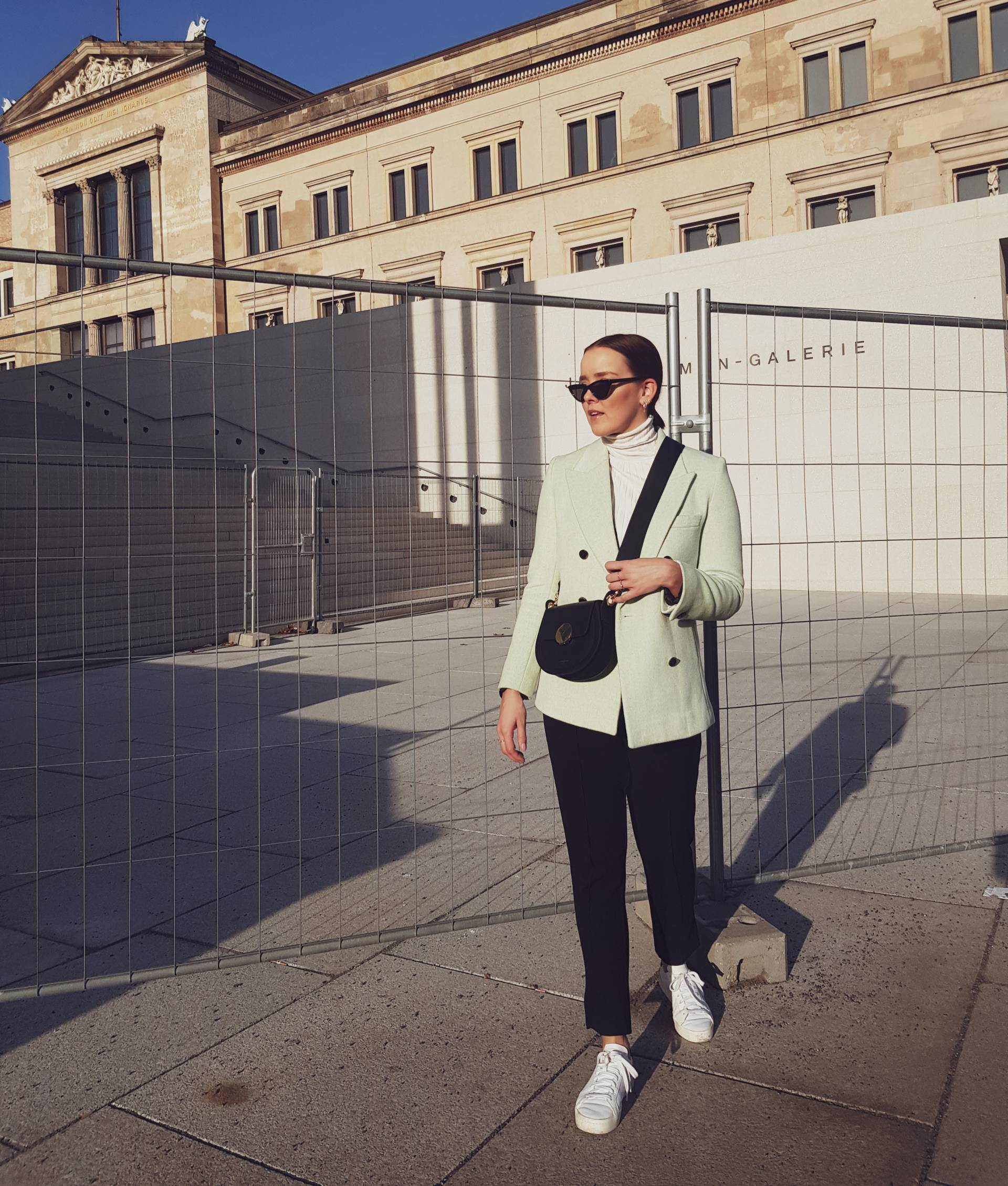 style-appetite-business-casual-outfit-trend-report-pistaziengrun-pistachio-green