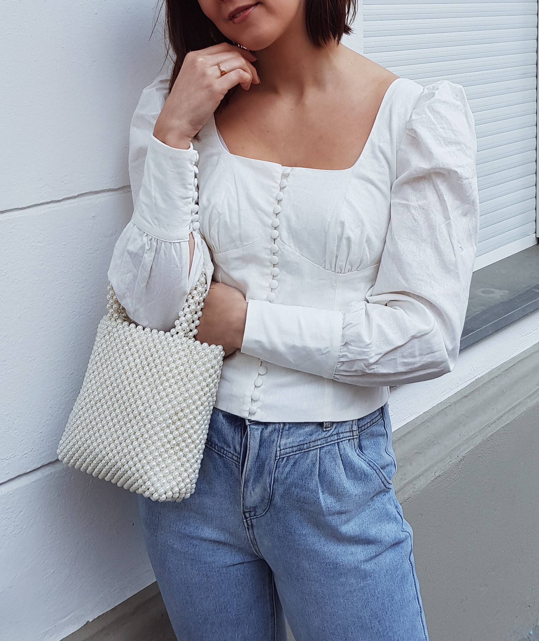 style-appetite-mikro-trends-milkmaid-bluse-perlen-tasche