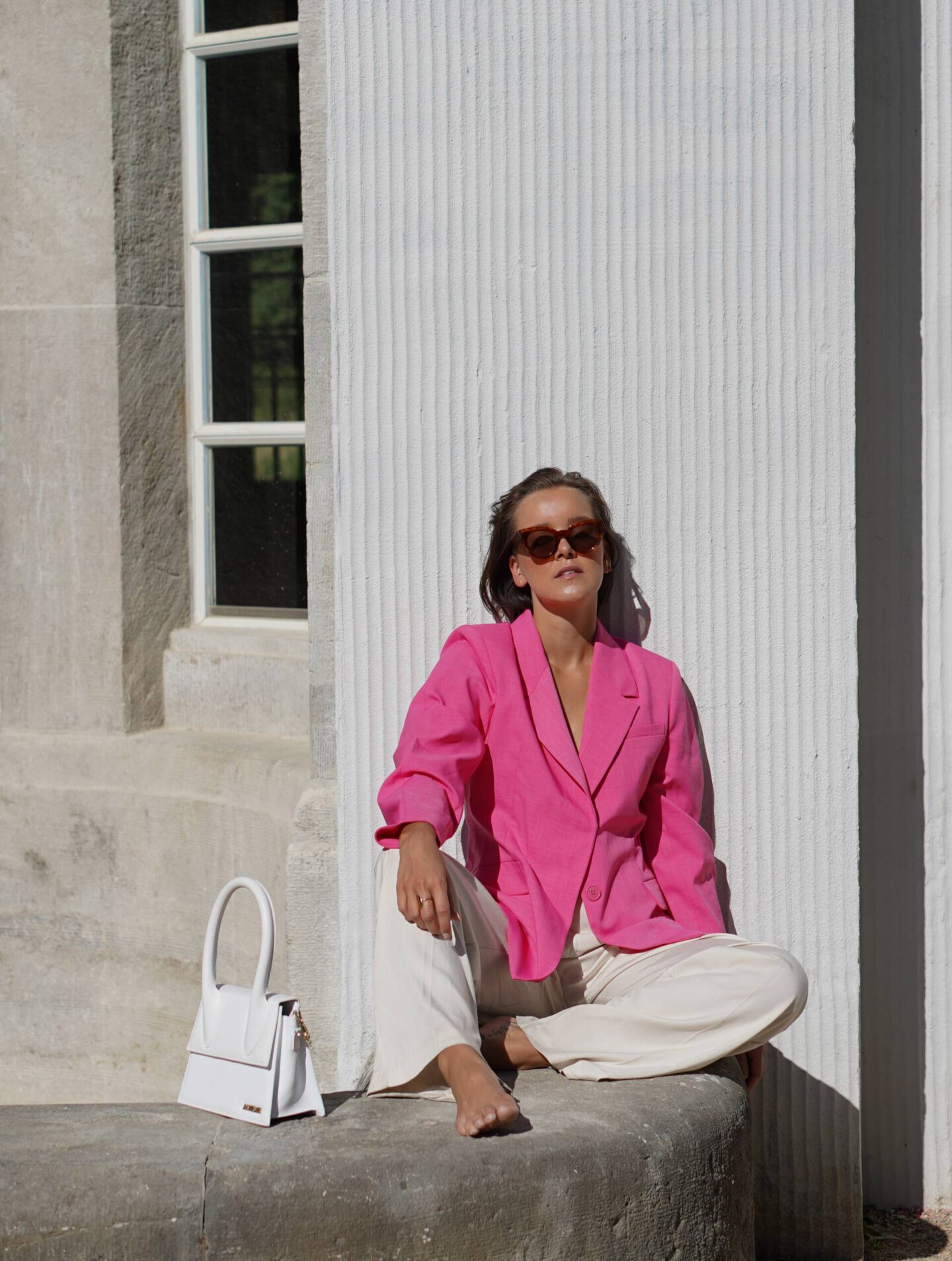 jacquemus-&-pink-statement-blazer