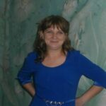Автор матеріалу: Тимчій Ганна Олексіївна Автор матеріалу: Виовна година для початкових класів “Рідний край, де ми живемо, Україною зовемо”