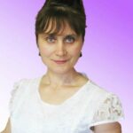 Автор матеріалу: Слюсарева Ольга Борисівна Автор матеріалу: Конспект уроку з музичного мистецтва для 4-го класу на тему На гостини до Франції