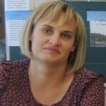 Автор матеріалу: Виниченко Наталя Юріївна Автор матеріалу: Презентація книги Зірки Мензатюк “Таємниця козацької шаблі”