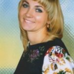 Автор матеріалу: Варі Наталія Петрівна Автор матеріалу: Конспект уроку-подорожі з інформатики з теми: «Увімкнення та вимкнення комп’ютера та інших пристроїв. Робочий стіл...