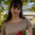 Автор матеріалу: Сиротенко Наталія Вікторівна Автор матеріалу: Тема. О. Вишня «Мисливські усмішки»