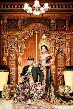 Pawiwahan Dela & Ina