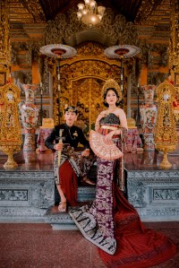 Pawiwahan Yoga & Tia