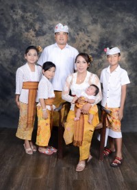 Upacara Tiga Bulanan