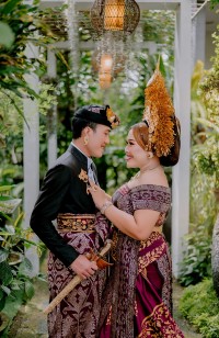 Pawiwahan Budi & Devi