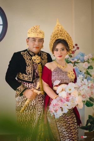 Pawiwahan Hendra & Sriyantini
