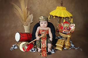 Upacara Tiga Bulanan