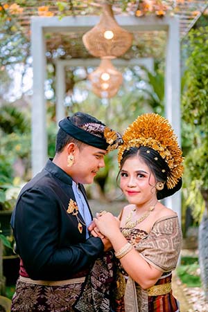 Pawiwahan Wah & Ayu