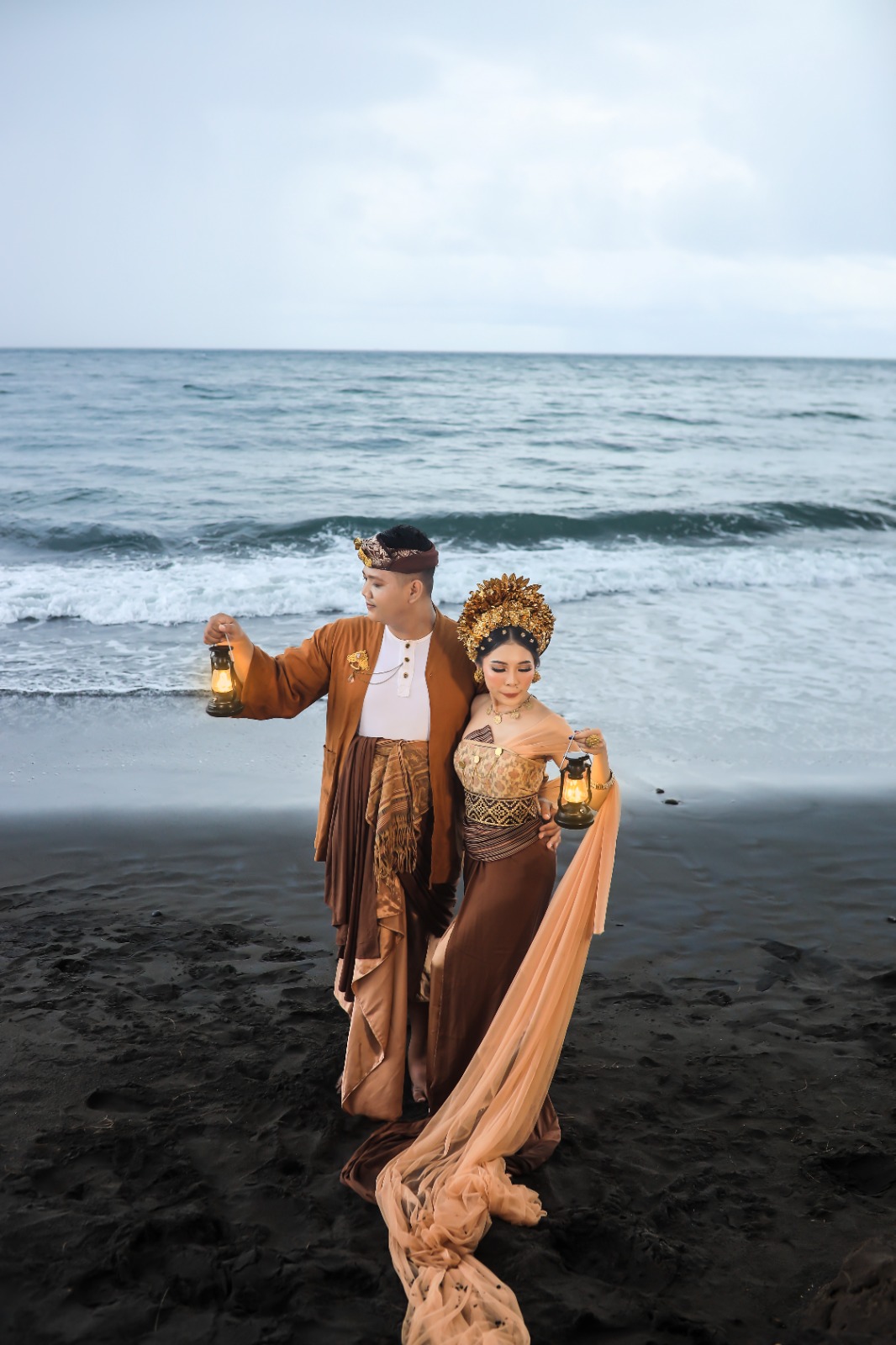 Pawiwahan Surya & Ovita
