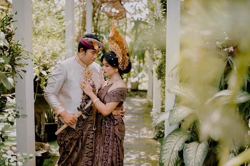 Pawiwahan Lanang & Resa