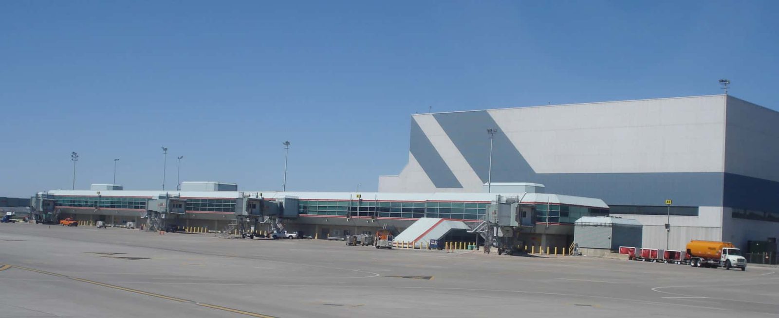 Yyz Toronto Pearson International Airport - YYZ - Canada - 2010 to 2014 ...