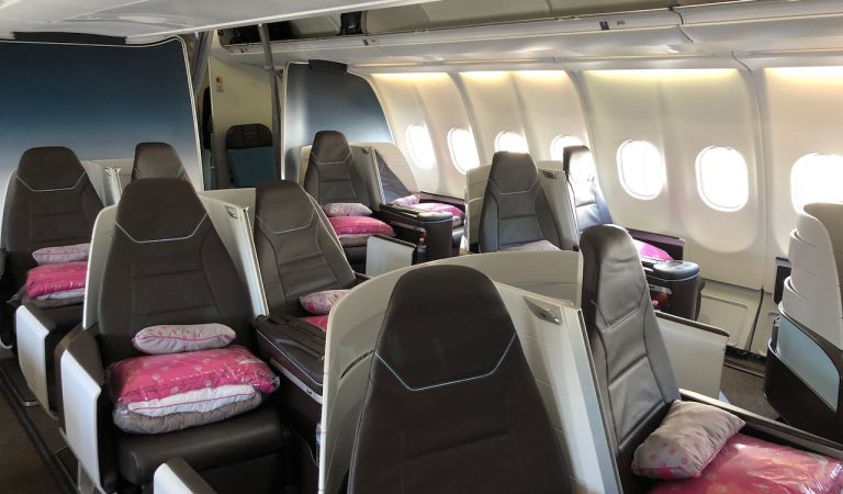 Hawaiian Airlines Airbus A330-300 JFK to HNL January 2018