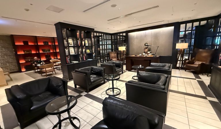 Japan Air Lines First Class Lounge – Tokyo Haneda Airport Terminal 3 – HND – Japan – 2025 Japan Air Lines First Class Lounge – Tokyo Haneda Airport Terminal 3 – HND – Japan – 2025