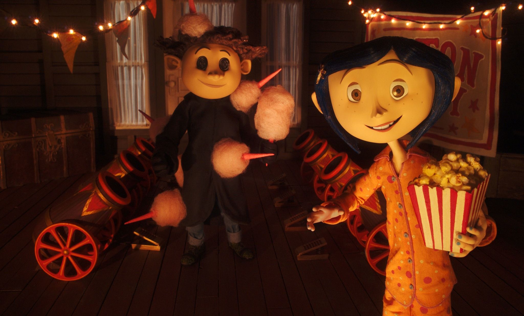 Other Wybie and his friend holding popcorn and cotton candy.