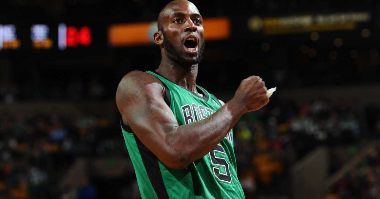 Kevin Garnett wears his Celtics jersey in a game in the film.