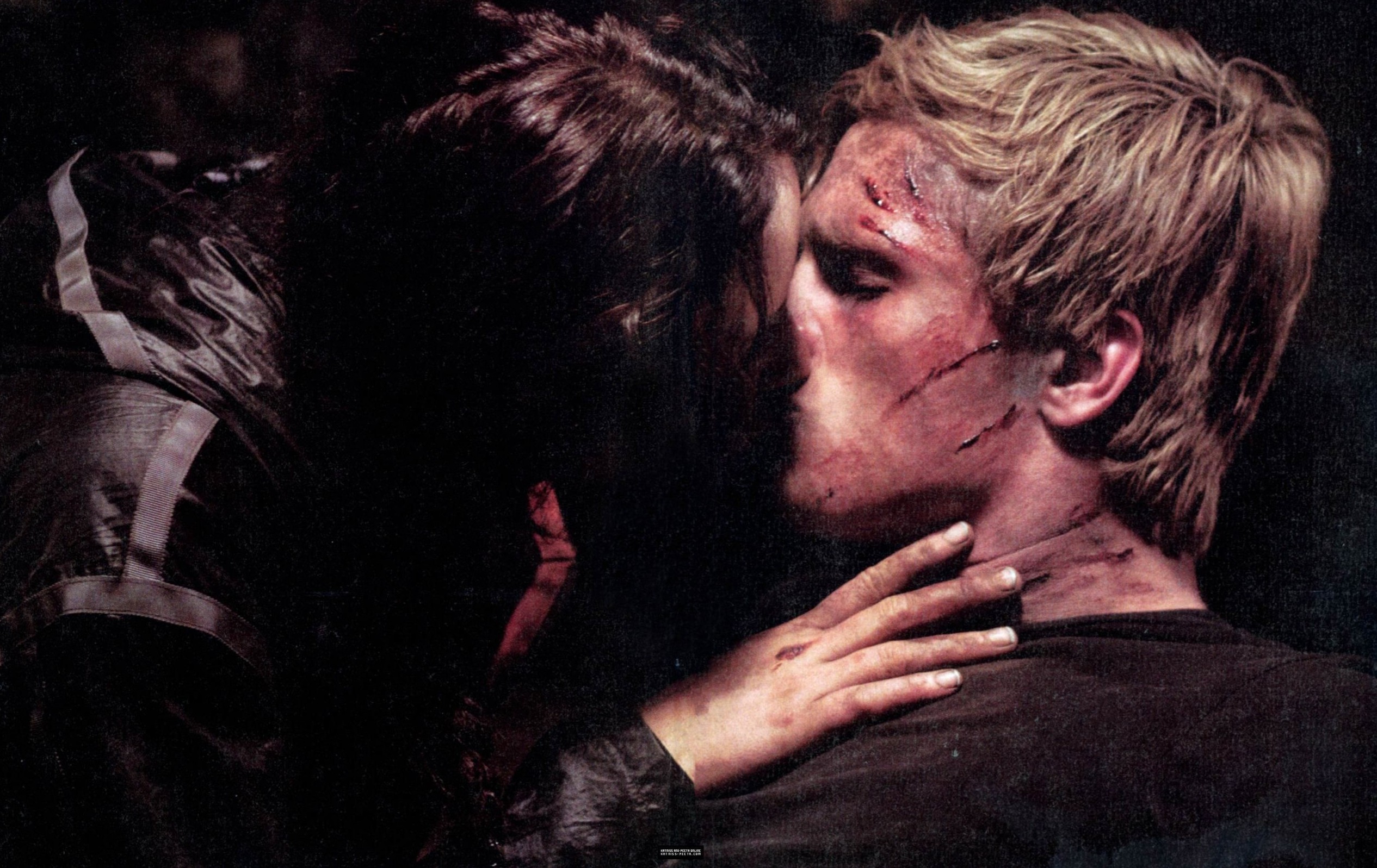 katniss and peeta in the arena