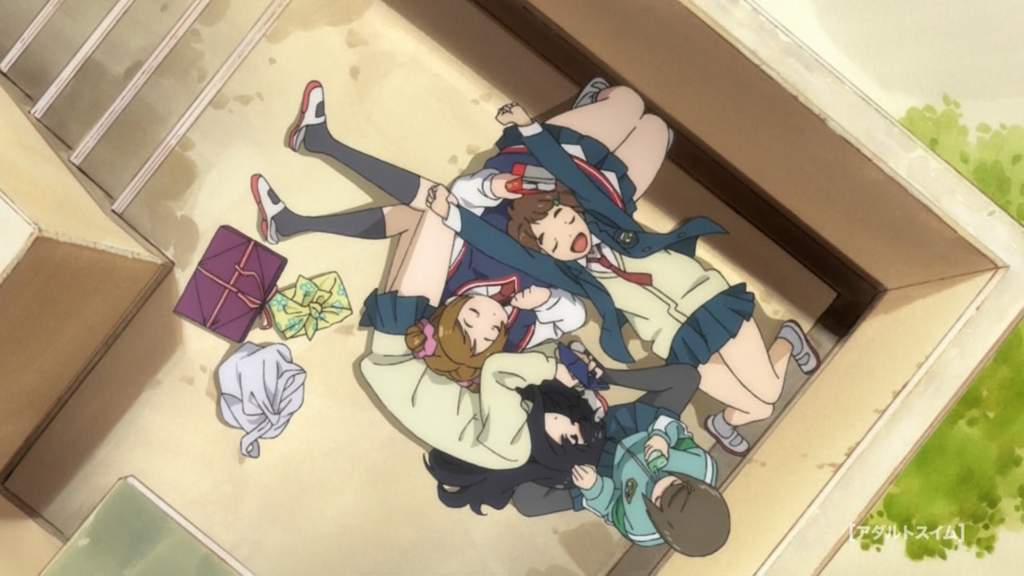 FLCL Alternative, Episode 1: Kana and her friends discuss their college plans at lunch.
