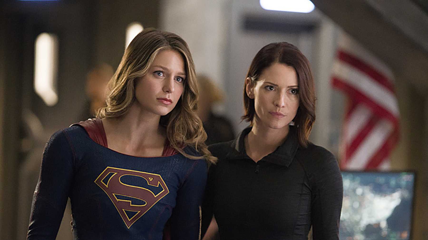 Parallel Universes -- Supergirl CW (2019)