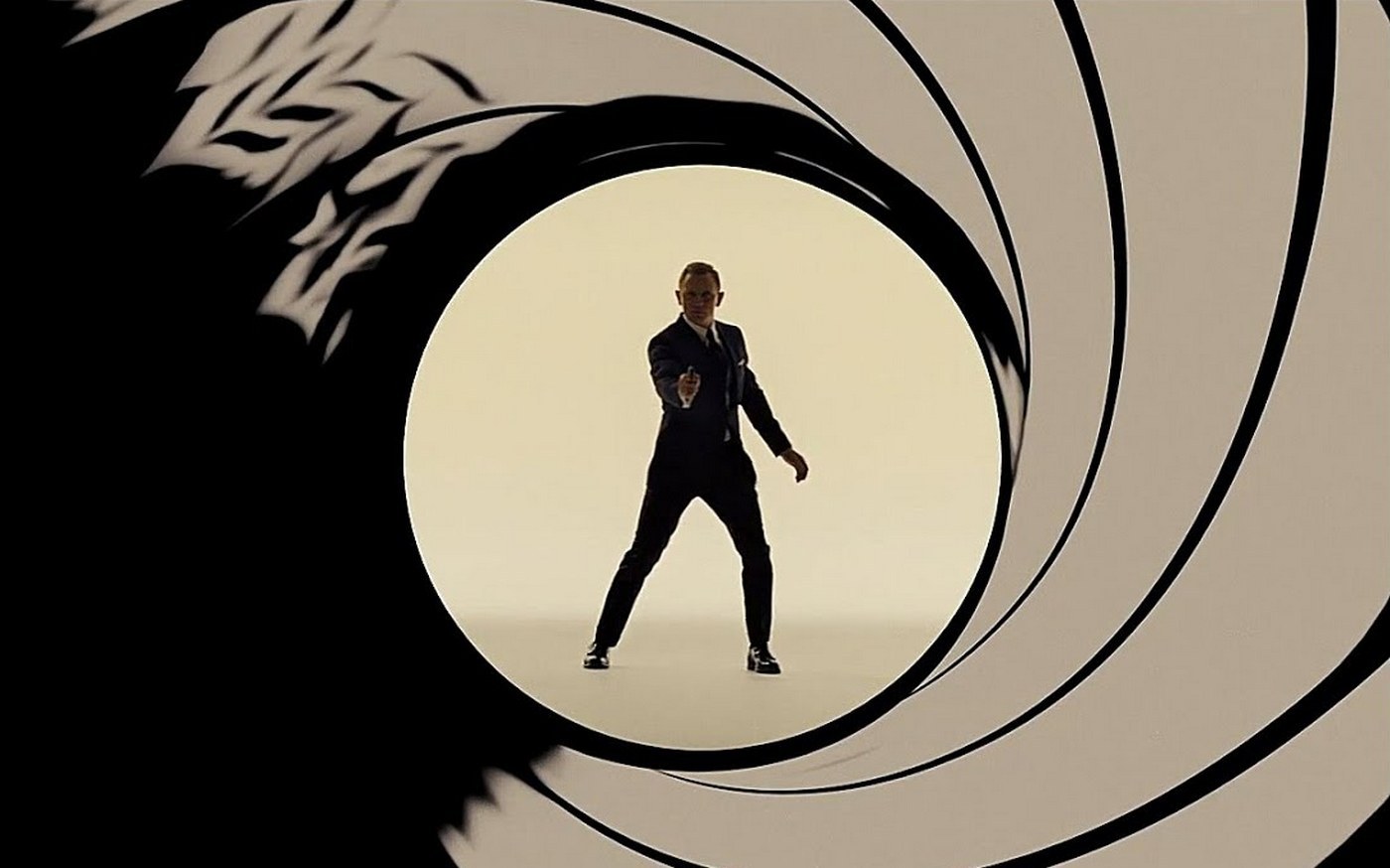 Fandom Personality: Image of James Bond (Daniel Craig) firing into a gun barrel in the intro of Casino Royale. 