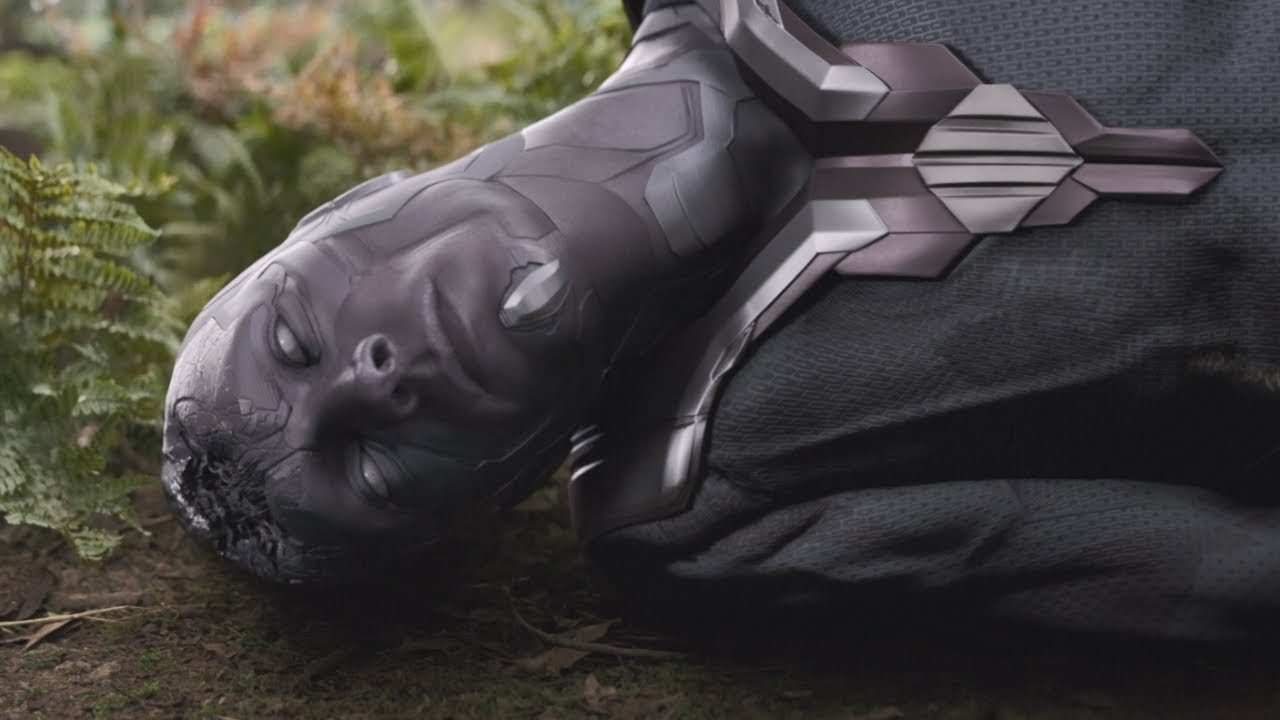 Vision lays dead after Thanos removes the Mind Stone (Russo, Anthony and Russo, Joe, dirs. Avengers: Infinity War. 2018. Marvel Studios.).