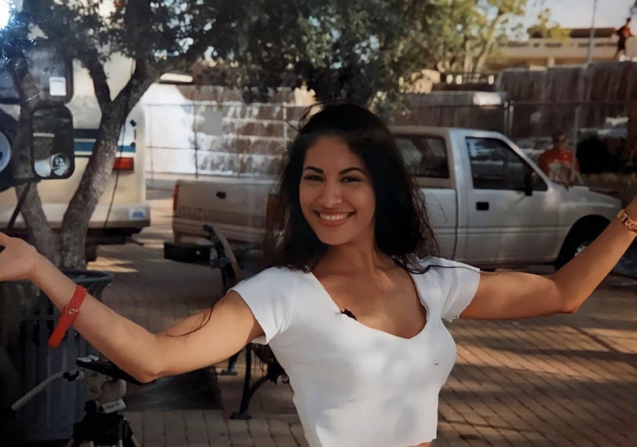 Selena Quintanilla's Former Publicist Shares Memorable Moments With the  Queen of Tejano