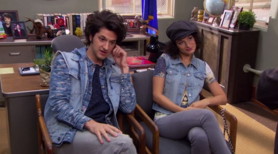 Jean Ralphio and Mona Lisa sit in Leslie's office wearing matching denim jackets. 