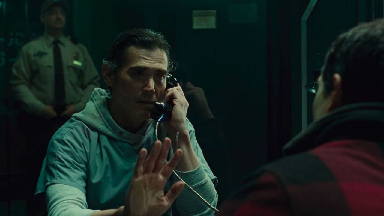 Barry visits his father in prison (Source: Warner Bros). 