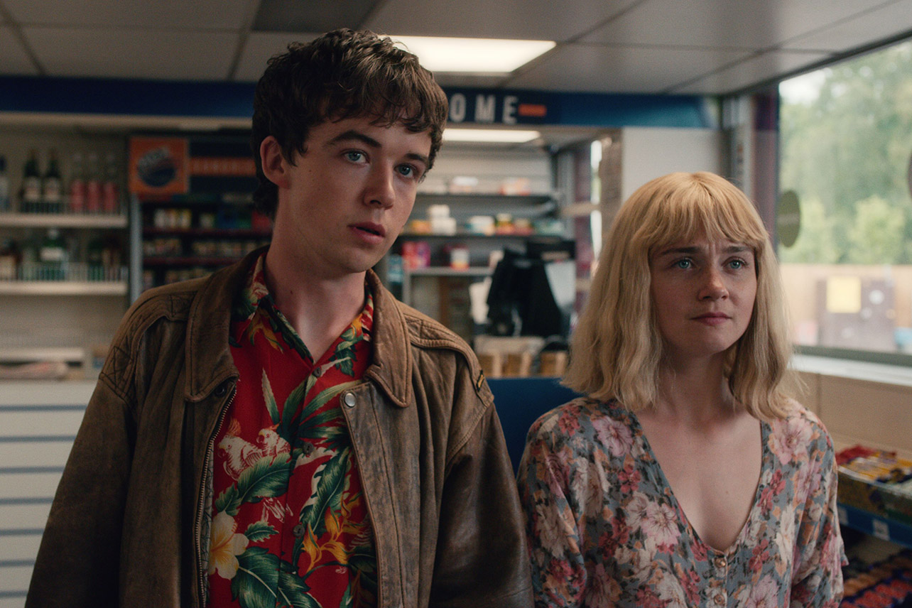 James and Alyssa stand side-by-side in The End of the F***ing World (2017).