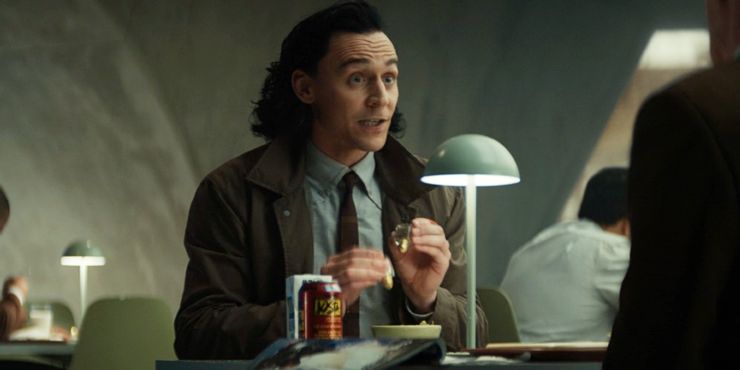 Tom Hiddleston's Loki at the TVA using salt and pepper shakers to explain an idea to his friend Mobius.