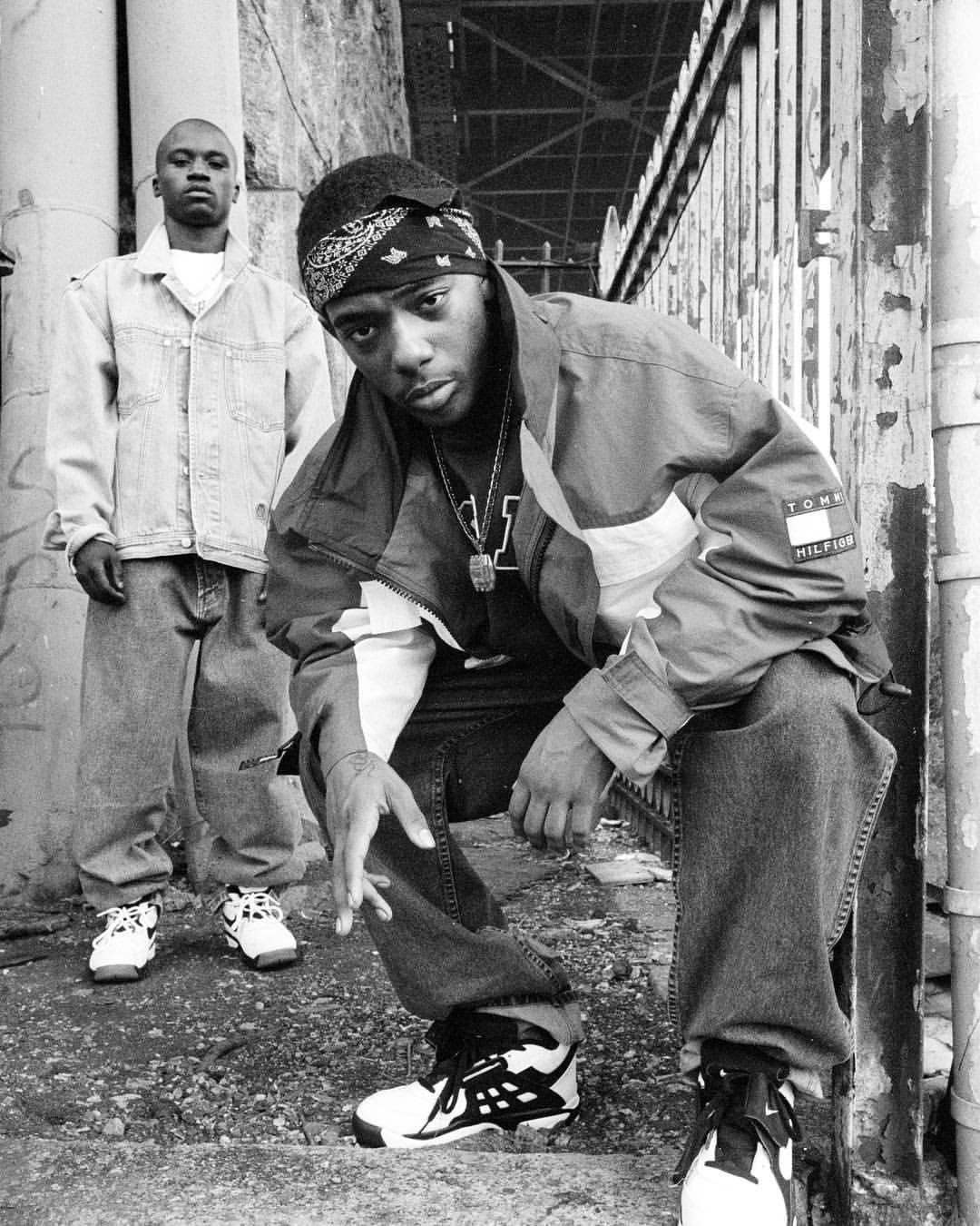 Mobb Deep. (Havoc in the back, Prodigy up front).