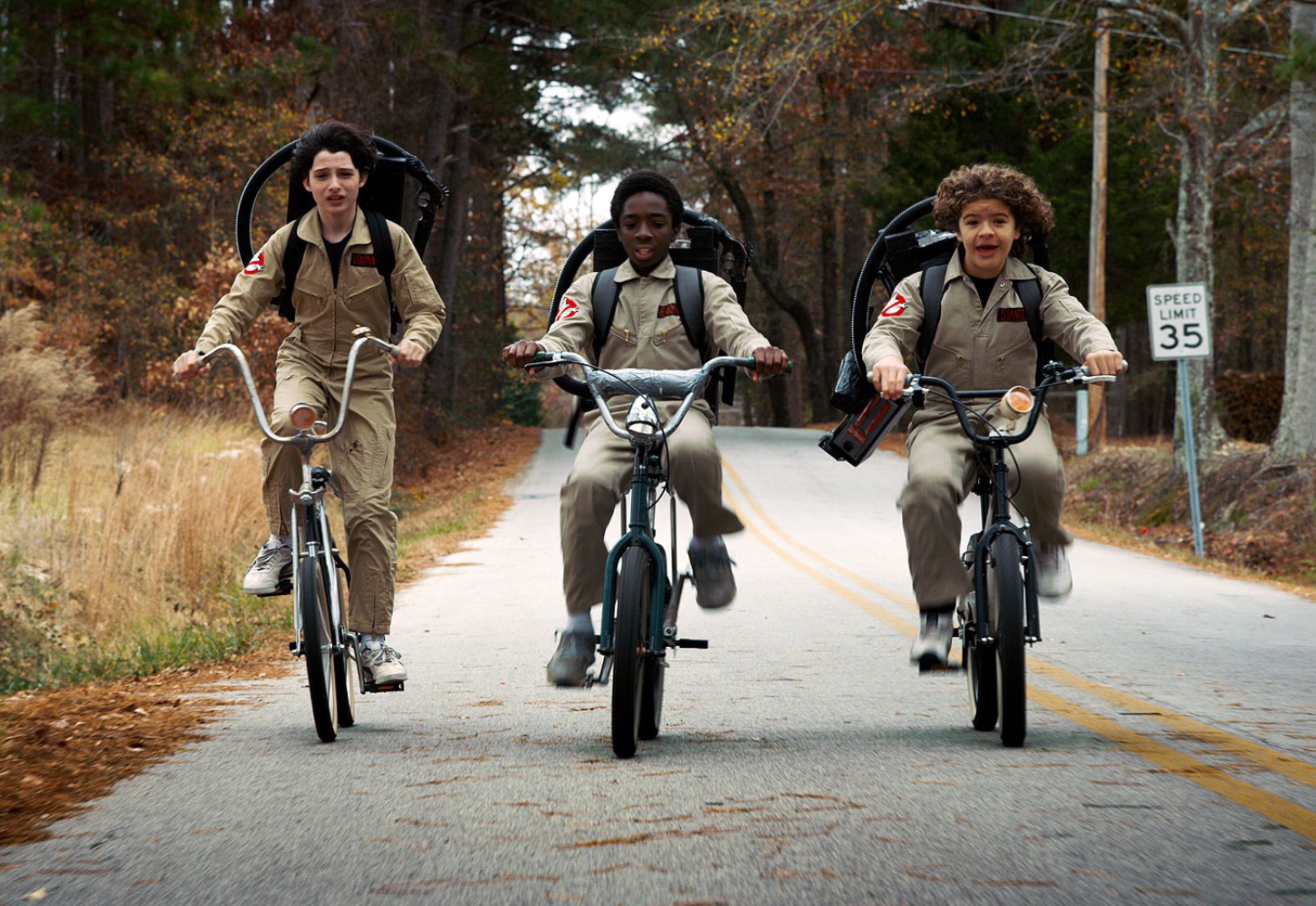 The beloved Stranger Things trio searching for their friend Will on bikes, similar to the Geeks.