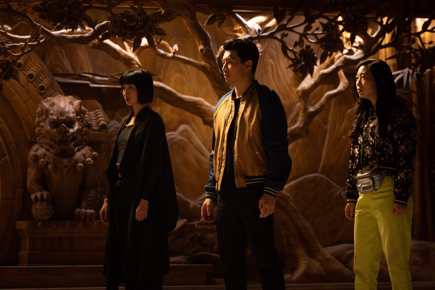 Meng'er Zhang as Xialing, Simu Liu as Shang-Chi, and Awkwafina as Katy in 'Shang-Chi and the Legend of the Ten Rings' (2021).