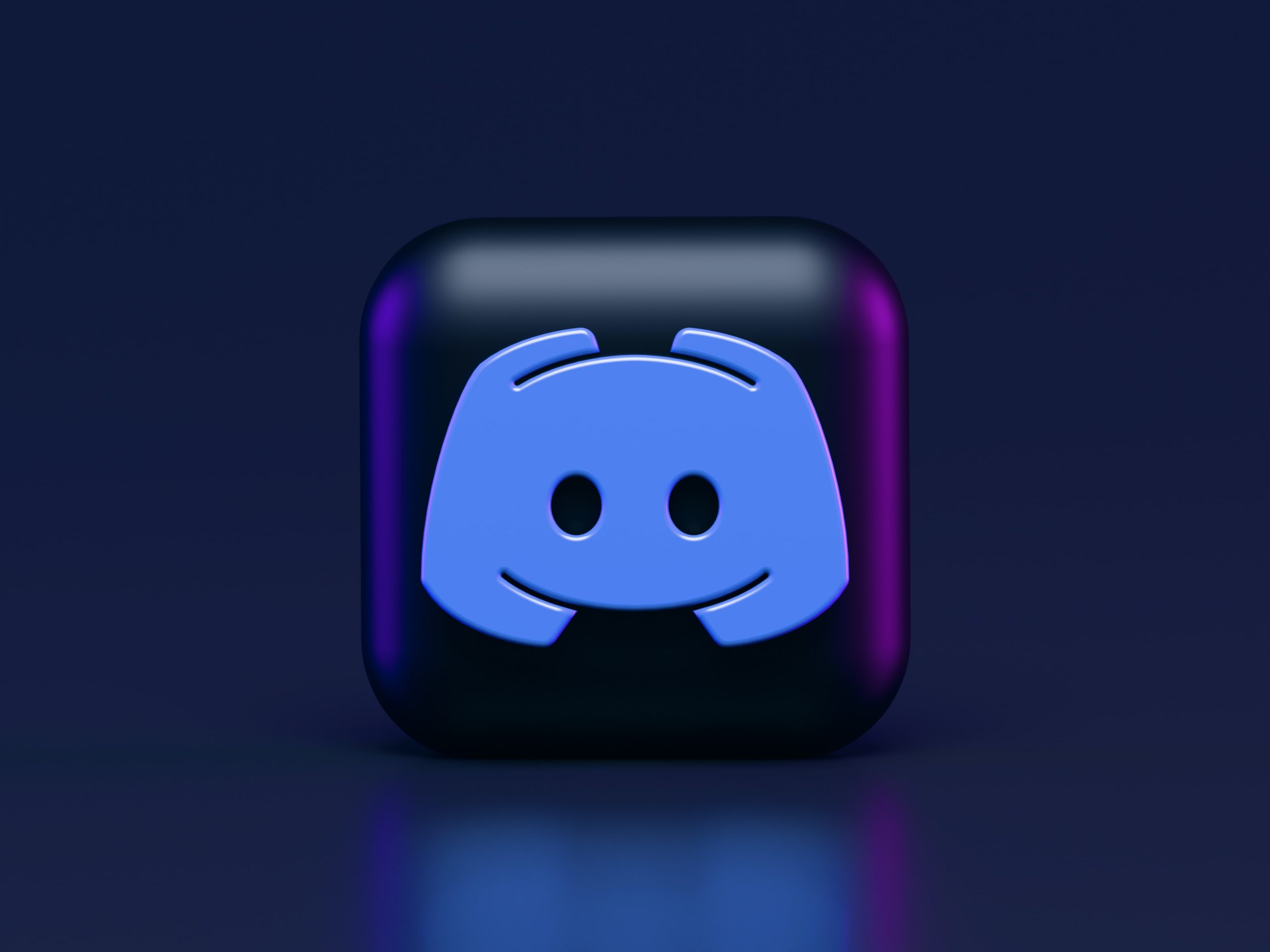 A 3D model of the discord logo by Alexander Shatov on Unsplash. 